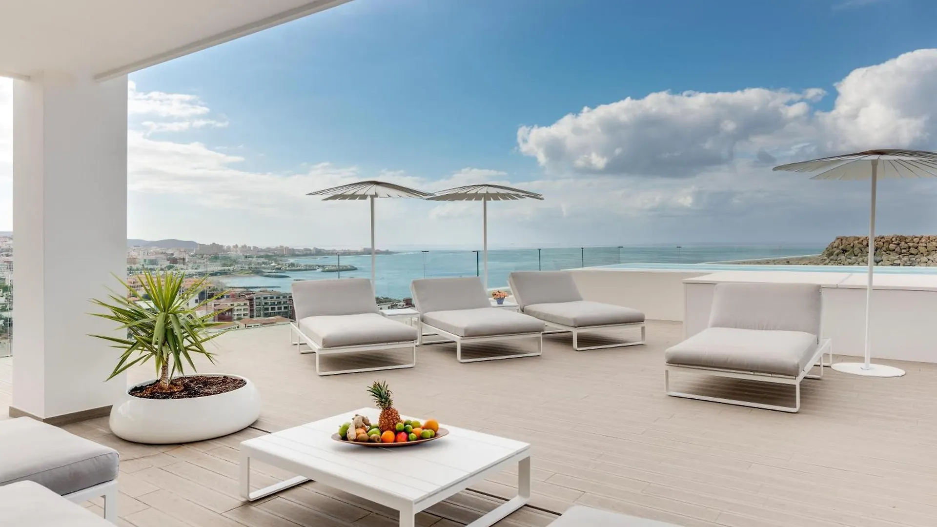 Hotel Baobab Suites Costa Adeje  5*, Costa Adeje (Tenerife)